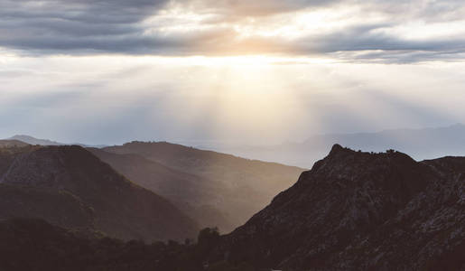 历险记凉雾256文学_祁历险记_历险记凉雾