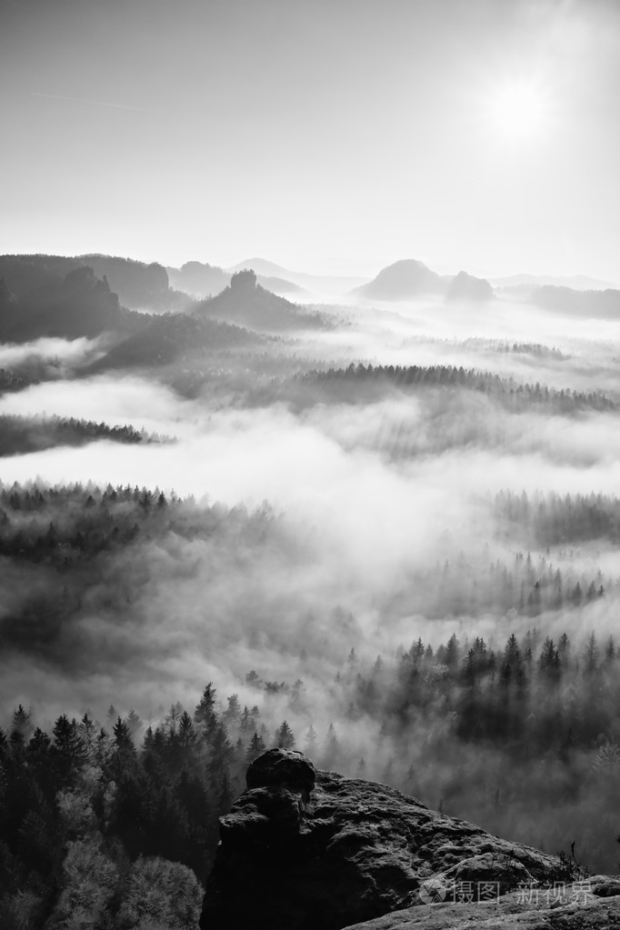 历险记凉雾256文学_祁历险记_历险记凉雾