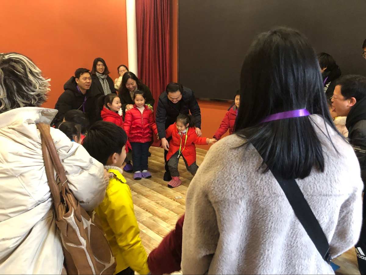 抱团打天下游戏配乐_抱团游戏配什么音乐_抱团打天下是什么意思