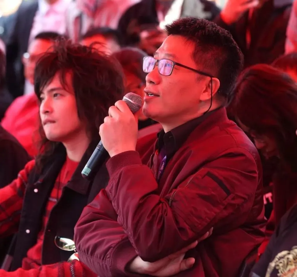 我是唱作人总决赛冠军_歌词冠军_唱作人总决赛冠军是谁