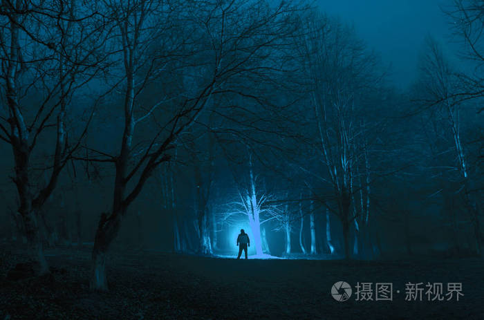 墨涅拉俄斯原谅海伦了吗_墨涅拉俄斯_墨涅拉俄斯之死