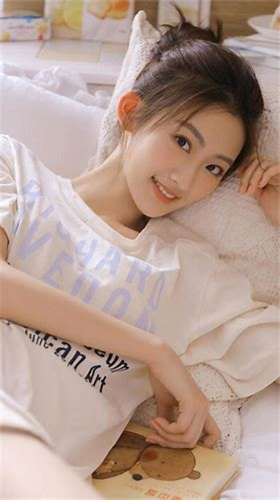 草莓app视频_女草莓的直播视频_中央七台高架草莓育苗视频
