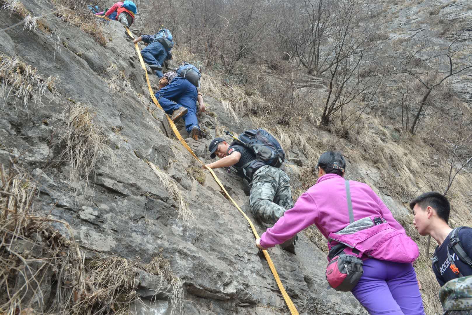 险峻_险峻的拼音_险峻的意思
