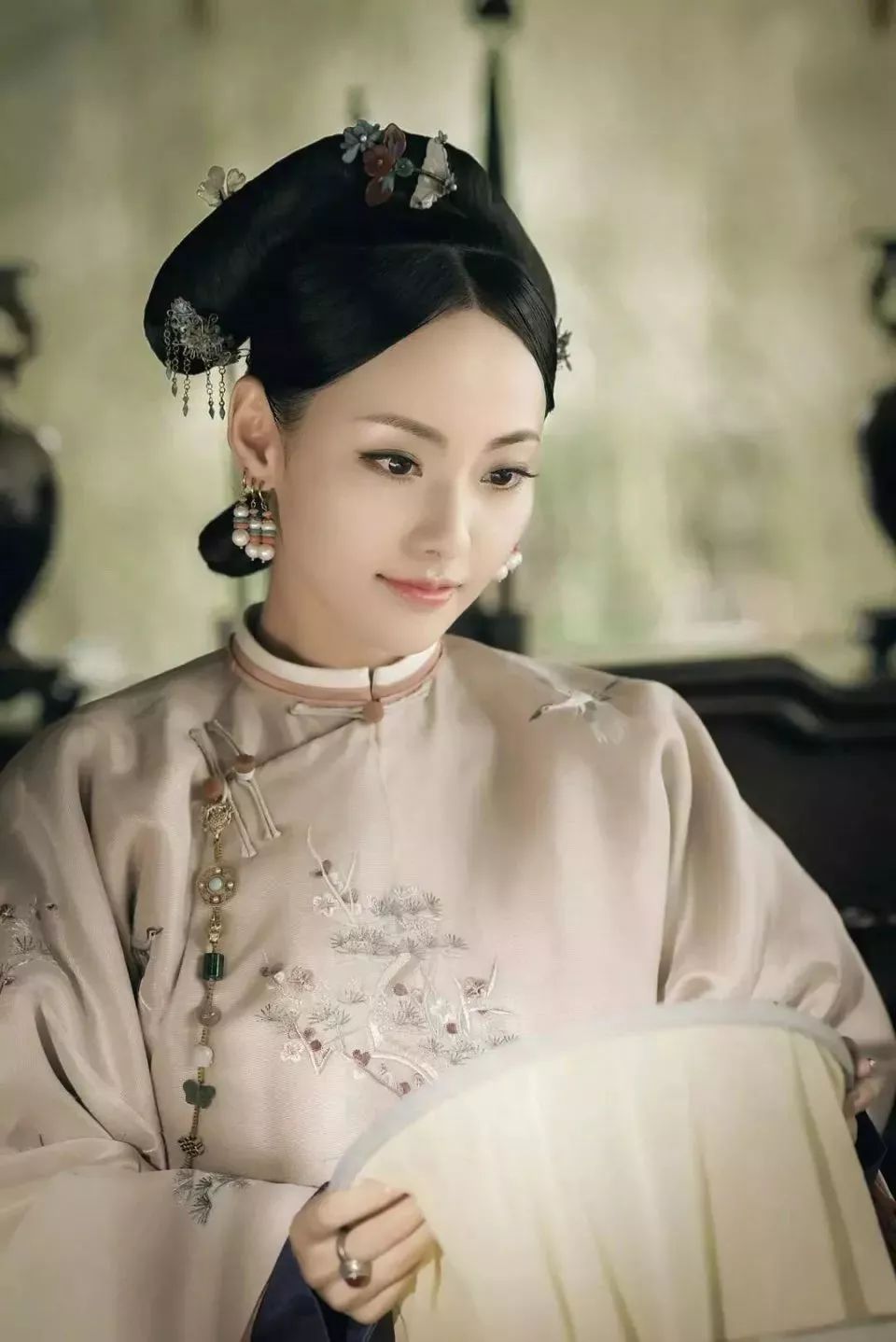 胭脂水粉_水发胭脂的导演是谁_水发胭脂简洁的扮演者