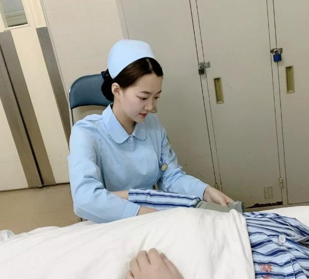 私人护士_护士私人诊所工作经历_护士私人诊所变更聘用证明