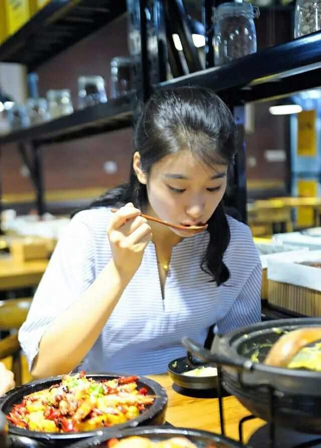 美女游戏小便_美女游戏小游戏有哪些_美女tuoyi小游戏