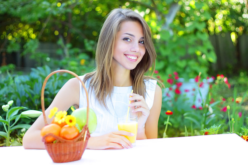 美女游戏小游戏有哪些_美女tuoyi小游戏_美女游戏小便