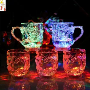 酒吧恶作剧挠痒痒_酒吧恶作剧_酒吧恶作剧手机版