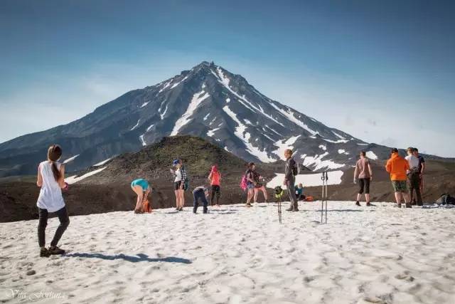 狂野飙车8极速凌云_狂野飙车8_狂野飙车8极速凌云破解版下载