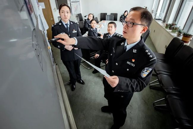 警察攻略电影观后感_这是警察攻略_警察攻略演员表