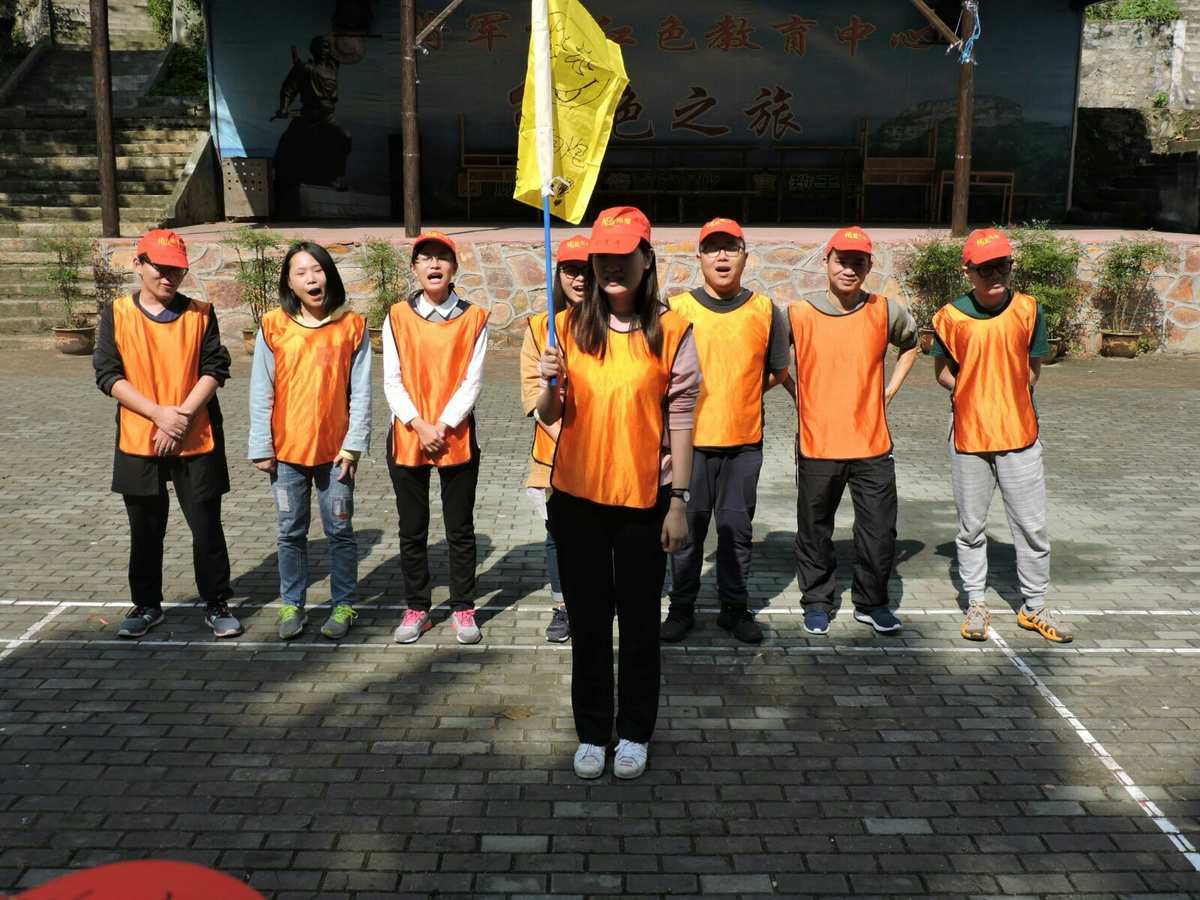 过河搭桥游戏规则_搭桥过河游戏_过河搭桥游戏教案