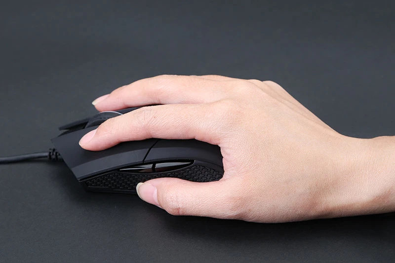 手机玩游戏看不见鼠标_鼠标连接手机玩游戏_鼠标玩见手机看游戏会卡吗