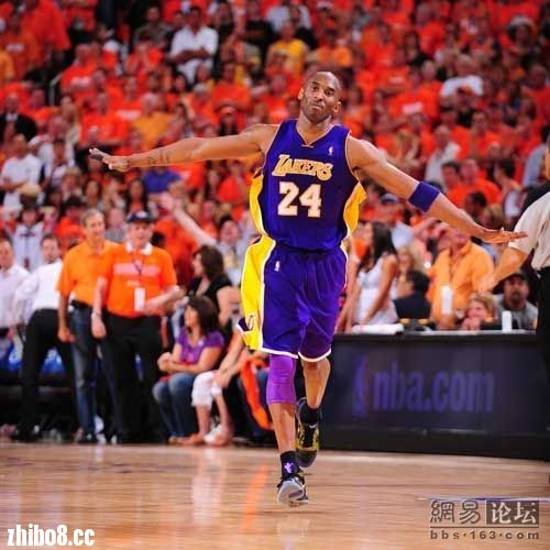 科比纪念馆在哪里_科比纪念曲_科比纪念日