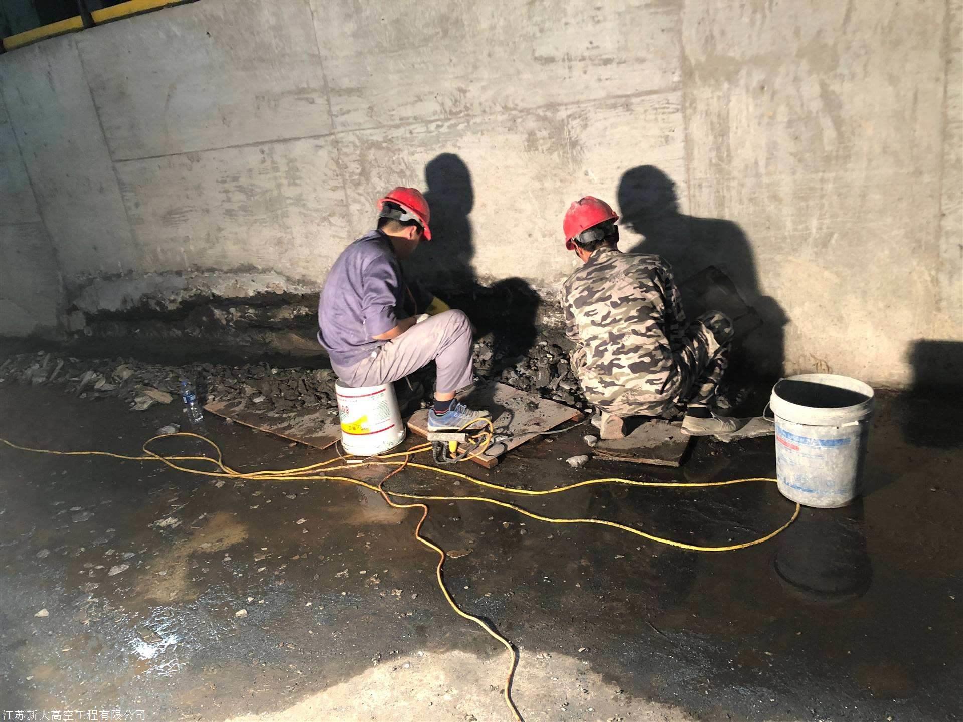 手机如何在水里玩吃鸡游戏_水中吃鸡_鸡玩吃水手机游戏里怎么玩
