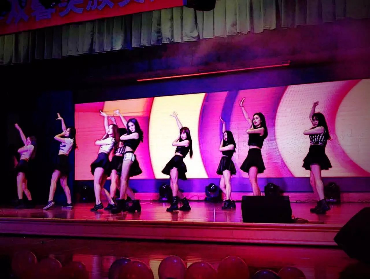 校园银魂_被称为校园银魂的是哪部动漫_银魂完结篇大反派银魂图片