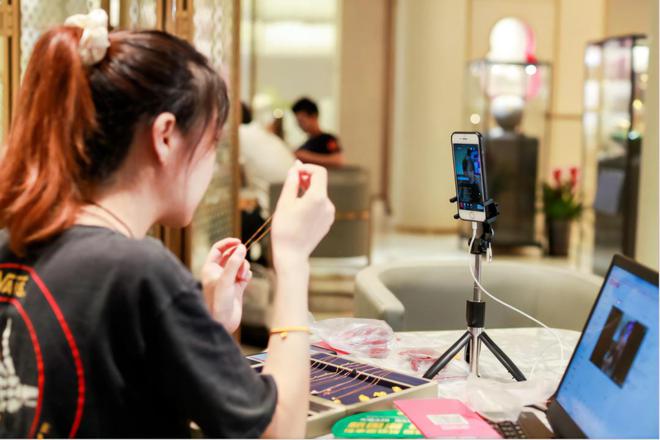 用流量玩云游戏会很费流量吗_手机云游戏耗流量多吗知乎_云游戏流量费得多贵