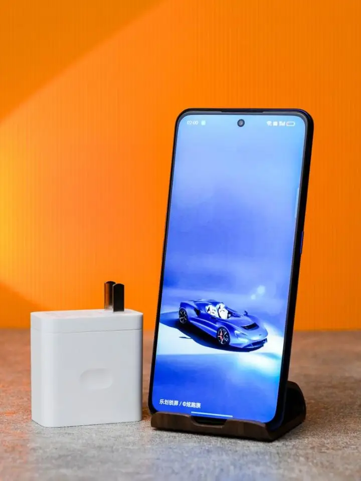 真我q2手机玩游戏发热吗_真我手机玩游戏发烫_真我手机打游戏