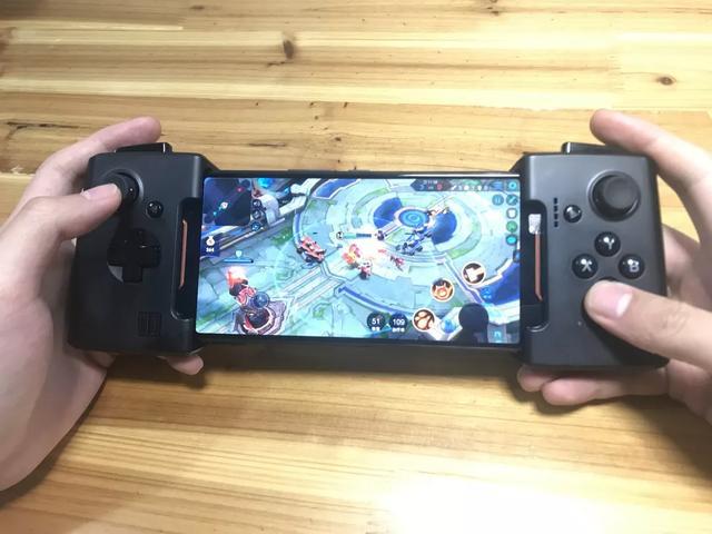 游戏手柄支持手机蓝牙吗_支持手机游戏的游戏手柄_游戏手柄支持手机按键映射