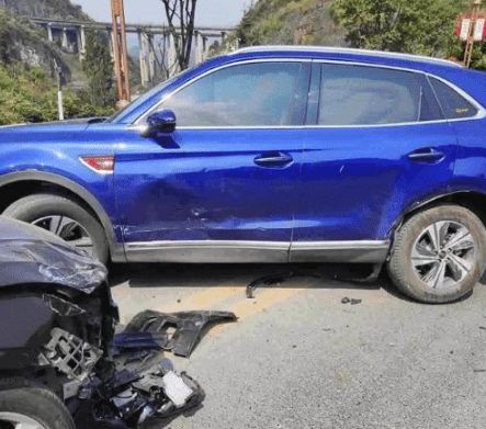 汽车碰撞试验游戏_游戏大全车辆碰撞测试模拟器_手机汽车碰撞测试游戏