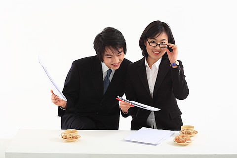 投诉游戏的软件_投诉手机游戏该找哪个部门_手机软件小游戏投诉电话