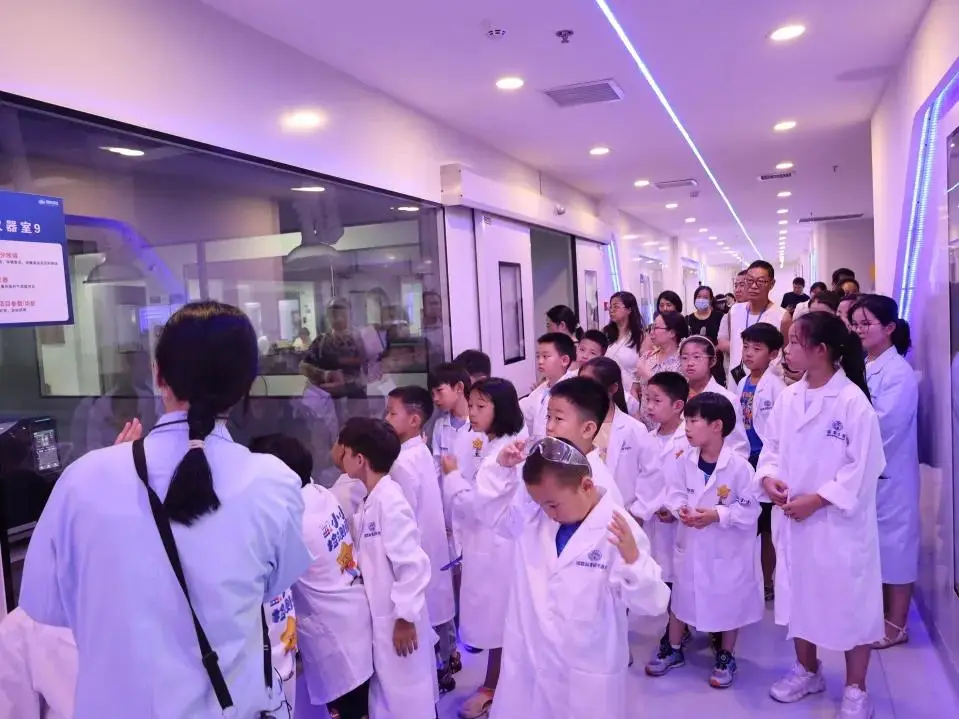 手机上玩的拼装游戏下载_拼装游戏app_拼装玩县