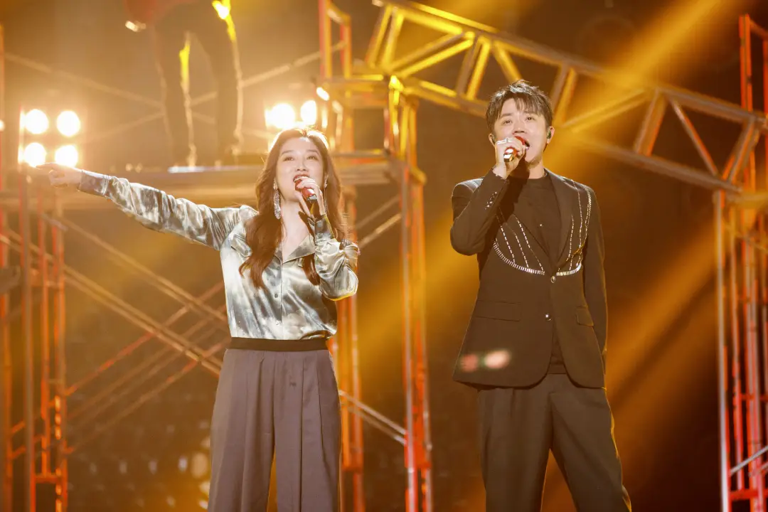 有一个月亮的游戏_手机游戏月亮之上_月亮游戏图片