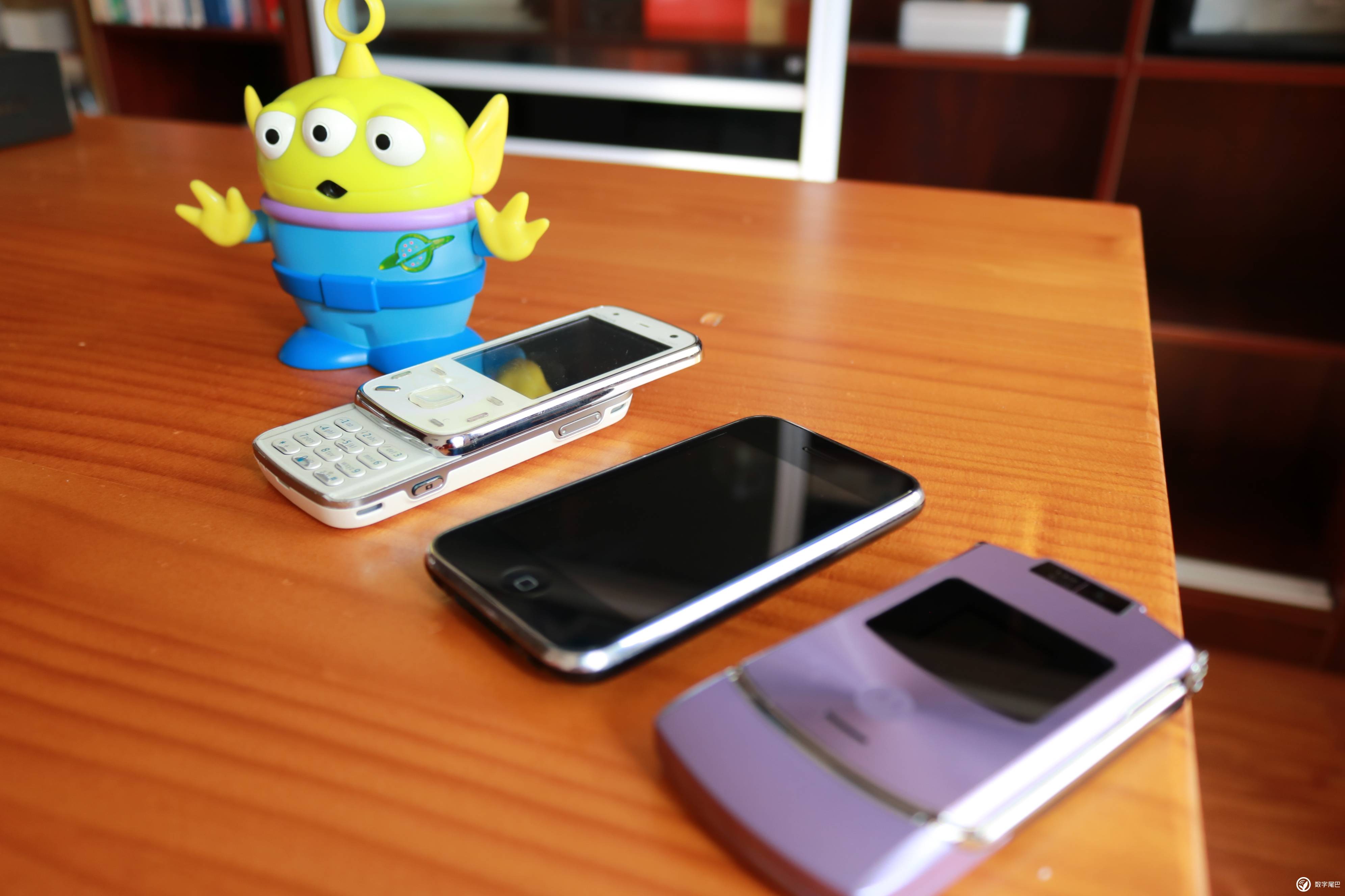 怎么用键盘全屏游戏_手机上游戏键盘怎么开全屏_手机游戏里面键盘怎么调成全屏