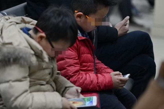 手机上有没有小学生的游戏_没有小学生的手游_没有游戏的学生手机