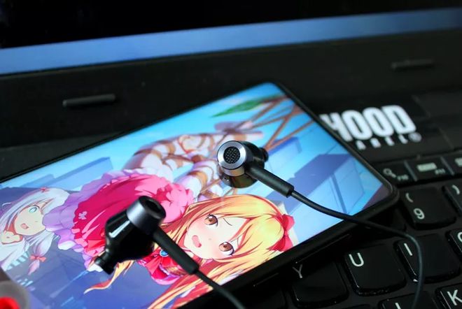低音耳机打游戏_低音耳机玩手机游戏声音小_重低音耳机玩手机游戏