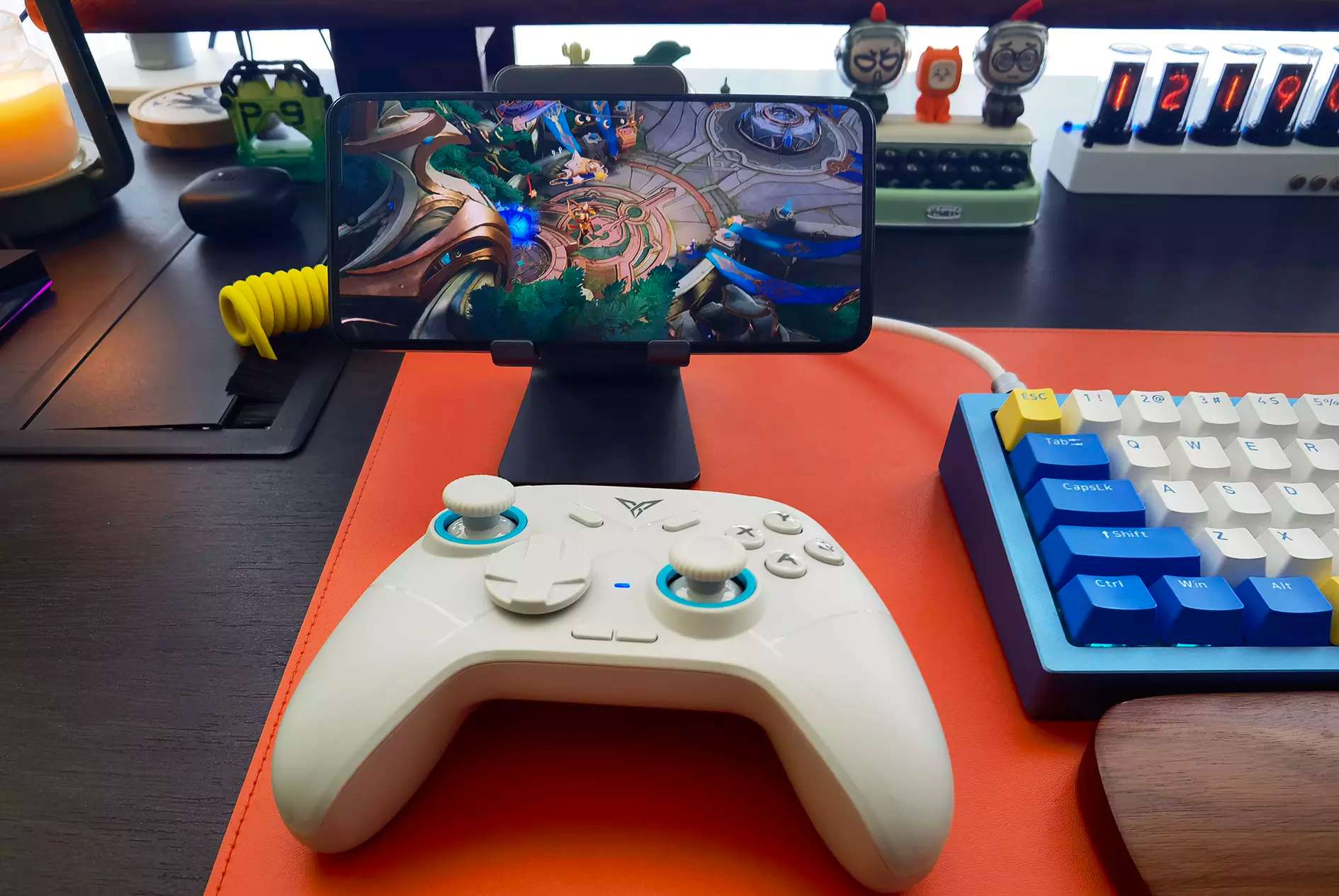 手柄分体手机游戏怎么玩_手机游戏手柄分体_分离式游戏手柄