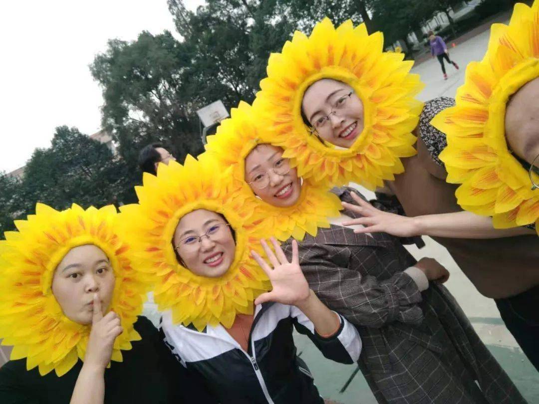 学园姐妹_姐妹学院的英文_学园姐妹百度云